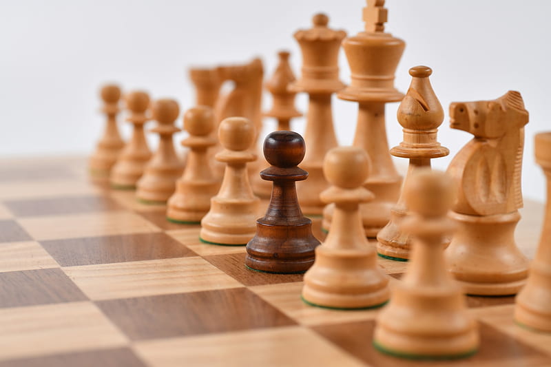 Chess, board, chess board, coins, game, king, mind, pawns, queen, soldiers, HD wallpaper
