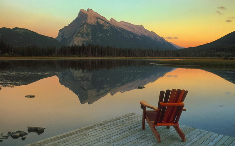 Vermillion Lake, Mount Rundle, Banff National Park, Canada, brown, grass, sunset, clouds, mountain, chair, reflection, deck, blue, forest, evergreen, sky, trees, lake, daylight, water, day, nature, canada, HD wallpaper