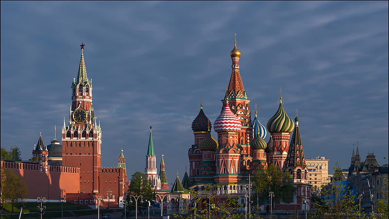 Spasskaya Tower Kremlin Moscow Red Square Russia Saint Basil's Cathedral Travel, HD wallpaper