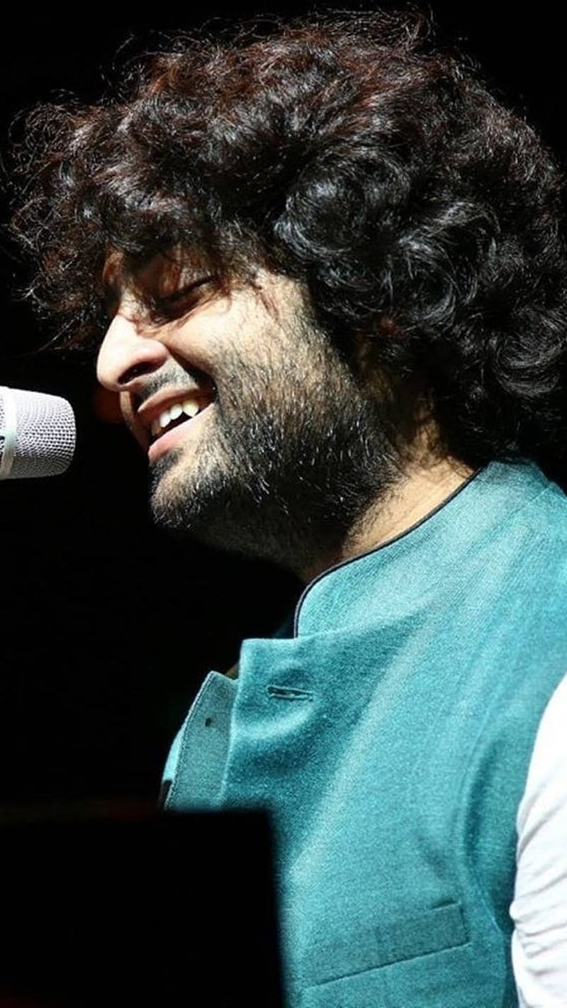 Arijit Singh, smile, singer, HD phone wallpaper