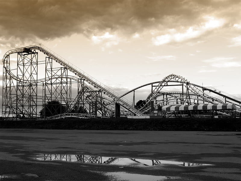 Lonely Coaster, amusements parks, graphy, coller coasters, rain, clouds, sky, HD wallpaper
