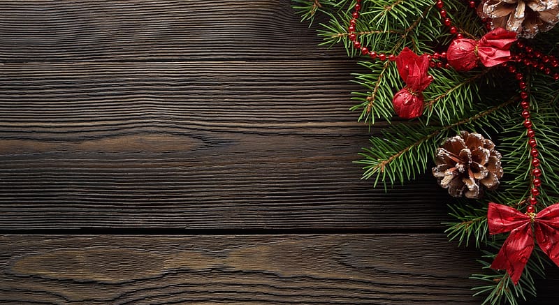Dark wood table with pine branch, holidays, graphy, xmas, christmas, HD wallpaper