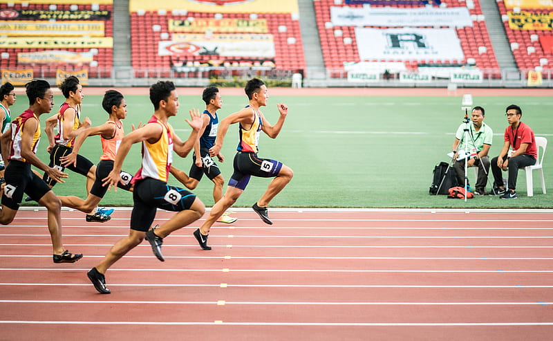 Group of men running in track field, HD wallpaper | Peakpx