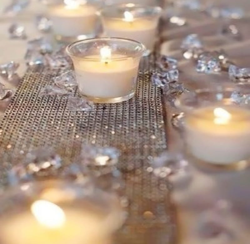 Lovely and romantic, table, crystals, romantic, transparent, decoration, wedding, decor, candles, tealights, HD wallpaper