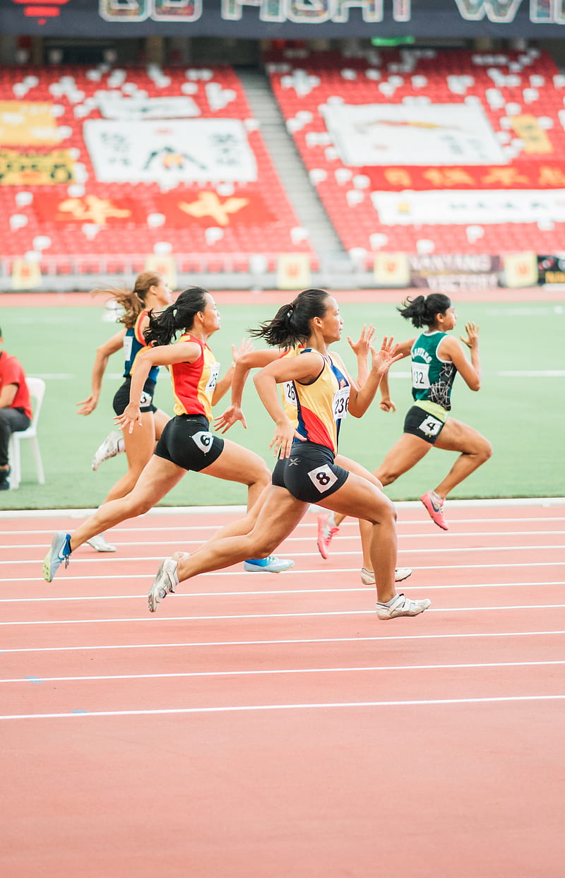 women running on track field, HD phone wallpaper