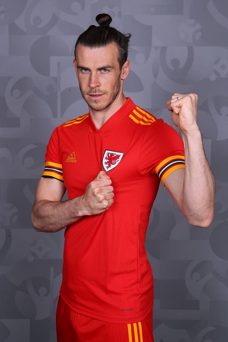Gareth Bale, soccer, adidas, wales, euro 2020, football, bale 2021, uefa, welsh, HD phone wallpaper