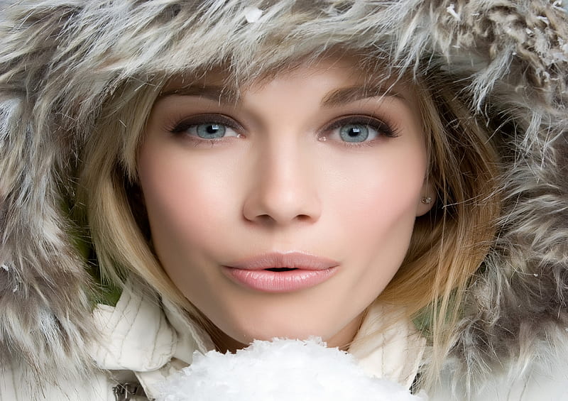 Woman, pretty, bonito, graphy, nice, beauty, face, tender, blue eyes, gilr, female, lovely, model, blonde, sexy, lips, winter, cool, snow, lady, eyes, HD wallpaper