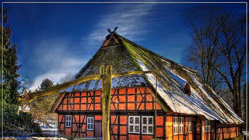 a wonderful old german houme, house, snow, well, thatched roof, sky, HD wallpaper
