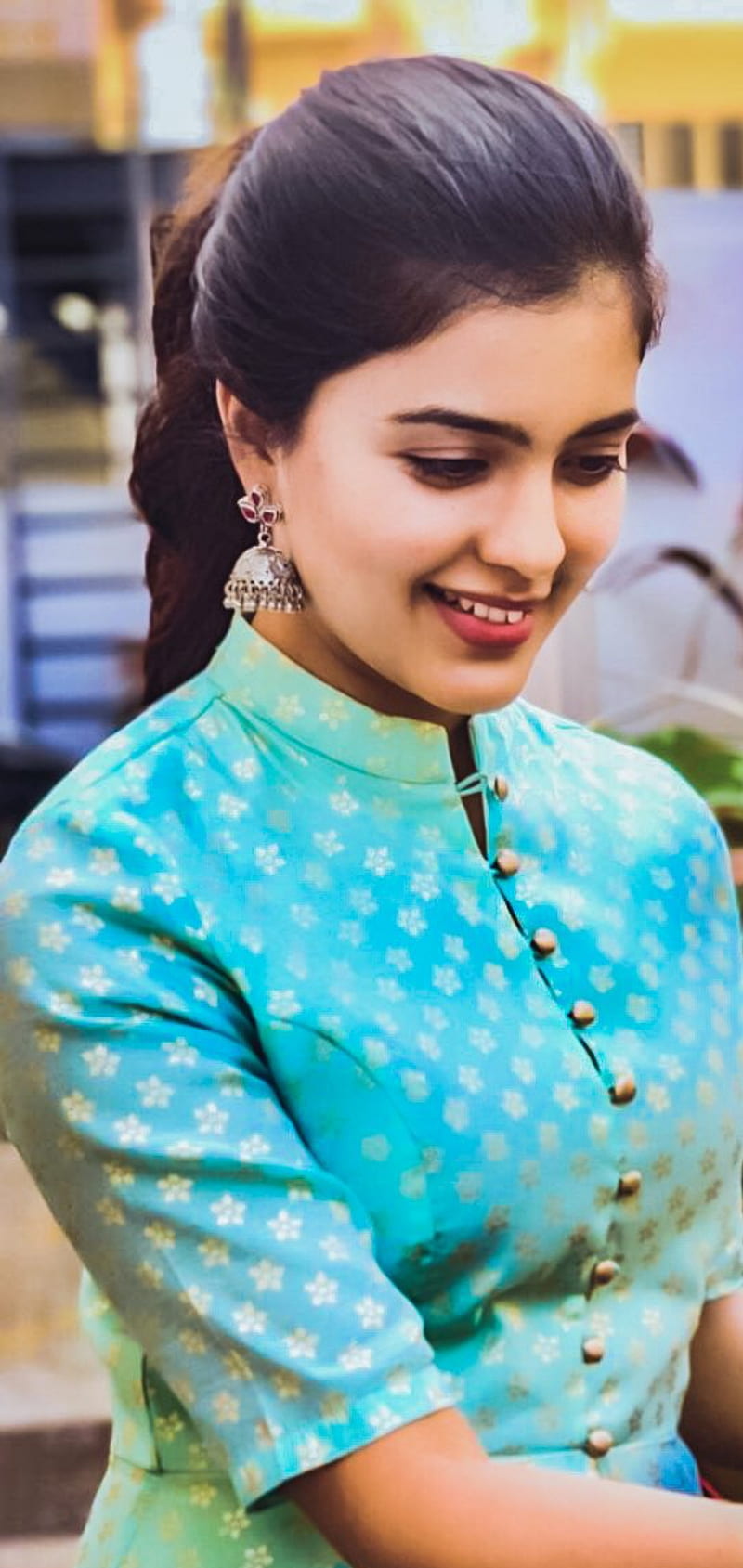 Amritha aiyer, bigil, thendral, HD phone wallpaper