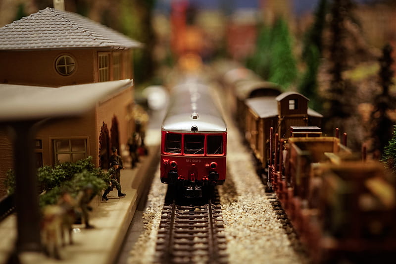red and gray train miniature, HD wallpaper