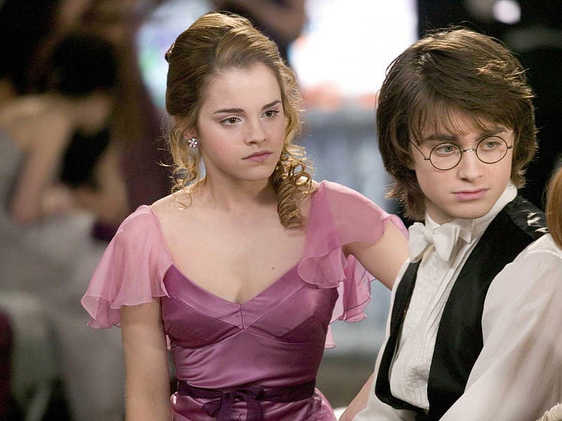 Emma Watson and Daniel Radcliffe !!!, boy, girl, actress, people, daniel radcliffe, harry porter, emma watson, actor, HD wallpaper