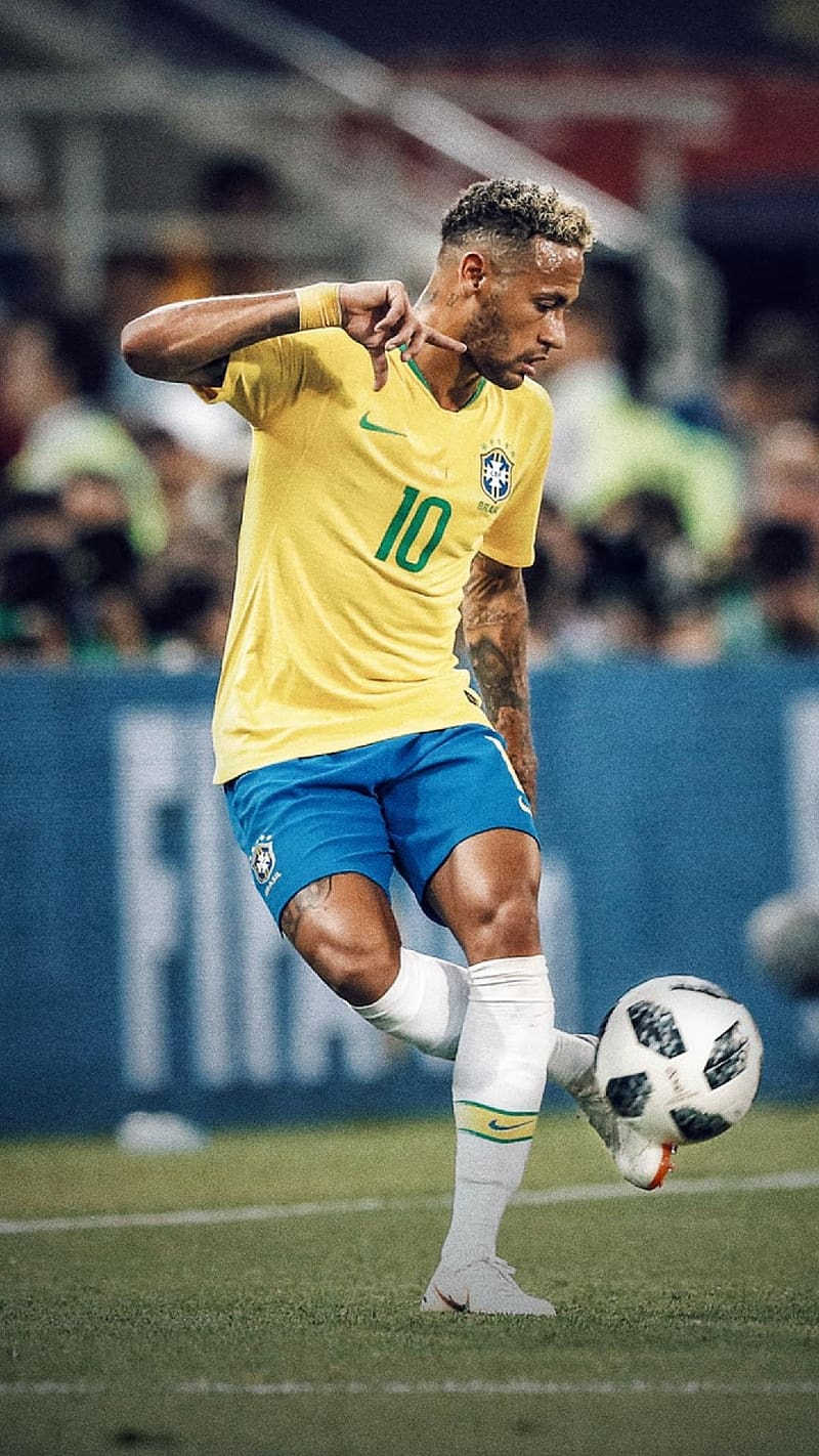 Neymar Playing Football, neymar, playing football, sports, athlete, yellow jersey, HD phone wallpaper
