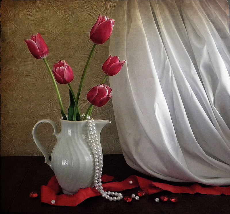 still life, pretty, bonito, graphy, nice, gentle, flowers, pearls, tulips, tulip, harmony, lovely, necklace, ribbon, elegantly, cool, bouquet, flower, kettle, HD wallpaper