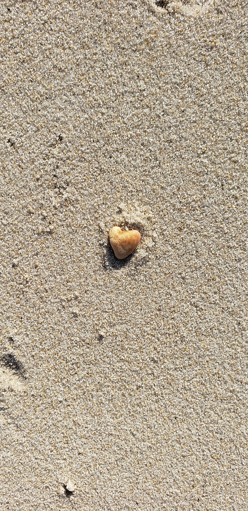 Heart stone, beach, heartstone, HD phone wallpaper | Peakpx