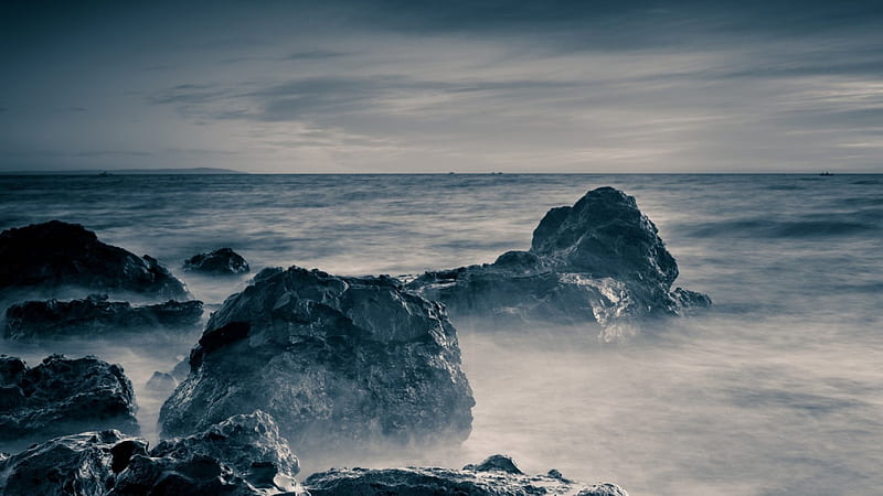 misty rocky seashore in monochrome r, rocks, shore, r, monochrome, sea, mist, HD wallpaper