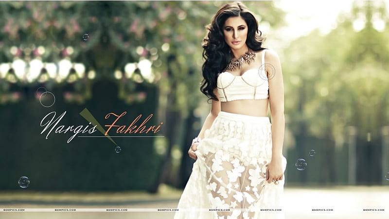Nargis Fakhri In White Dress, HD wallpaper