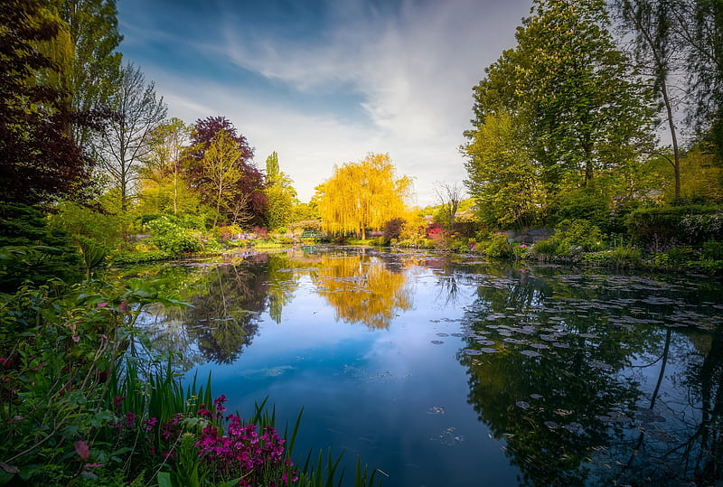 Claude Monet's garden, Giverny, France, pond, sky, reflections, trees, clouds, HD wallpaper