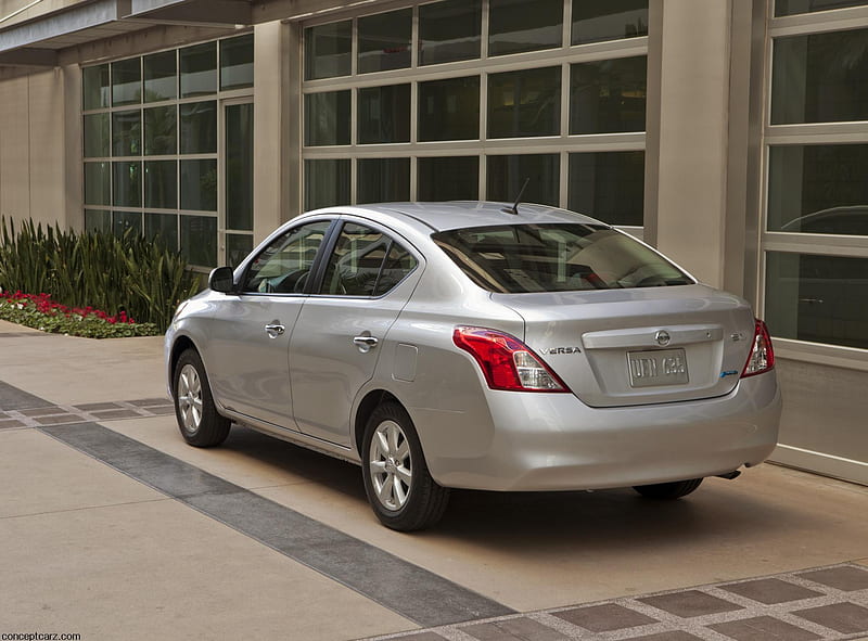 Five things you need to know about the 2020 Nissan Versa - Video - CNET