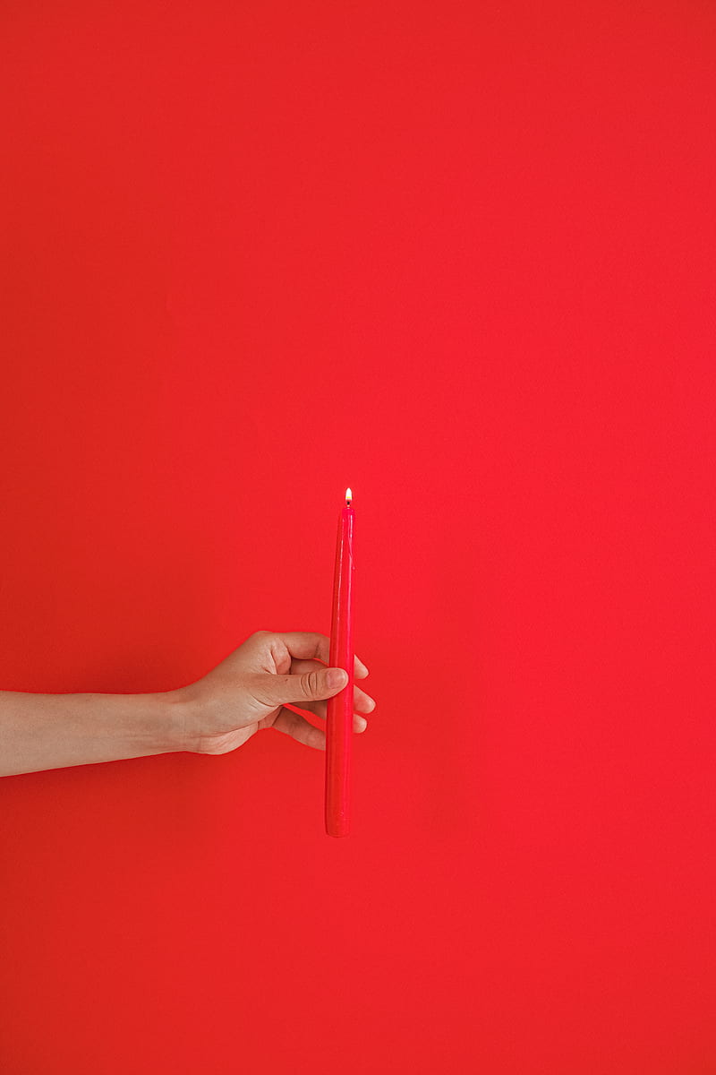 Person Holding Pen and Red Pen, HD phone wallpaper