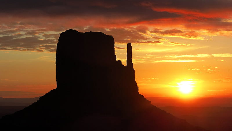west mitten butte in monument valley arizona, sunset, desert, butte, clouds, HD wallpaper