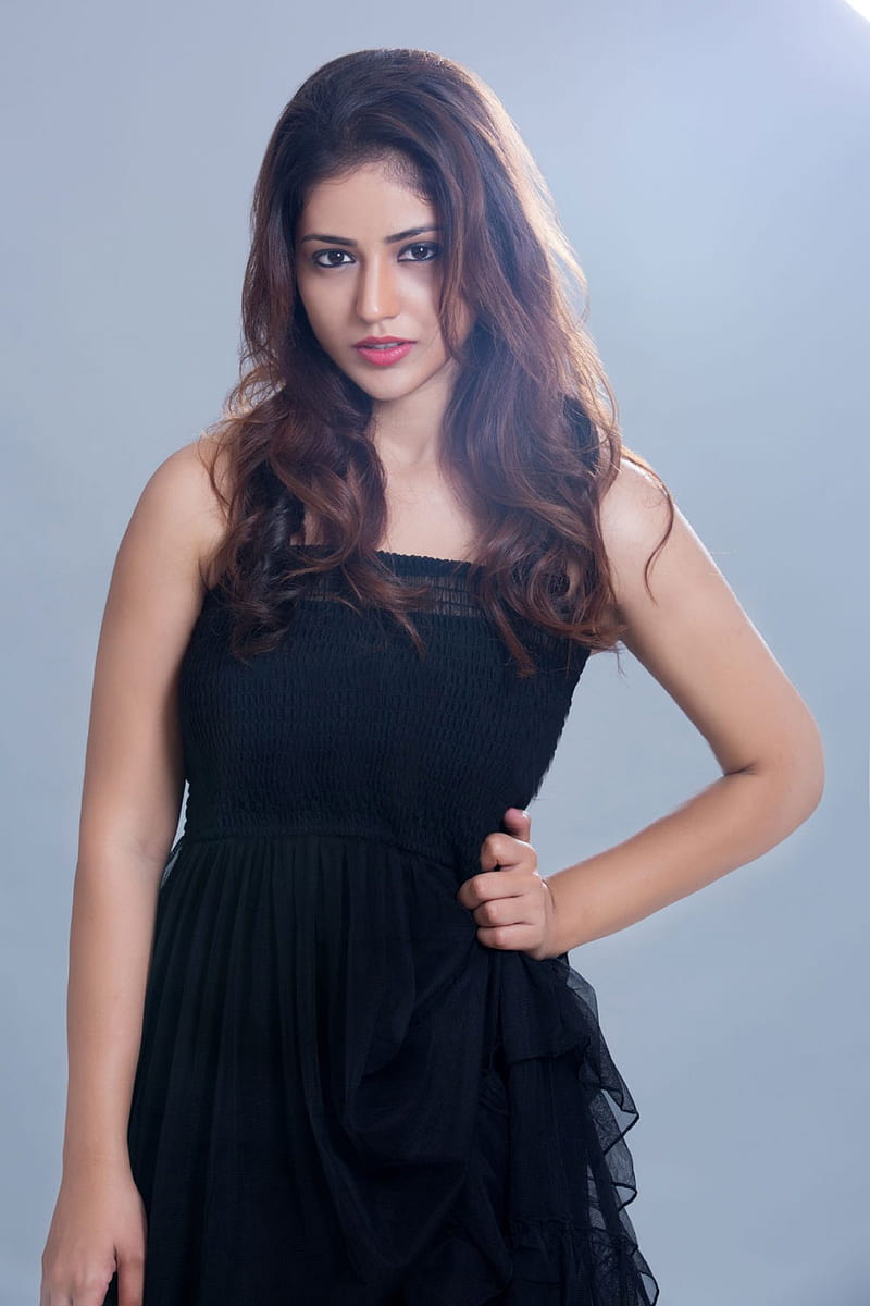 Priyanka Jawalkar, actress, telugu, HD phone wallpaper