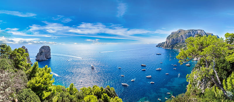 Capri island, panorama, blue, sea, rest, rocks, yacht, Italy, boats, paradise, Capry, summer, island, horizons, HD wallpaper