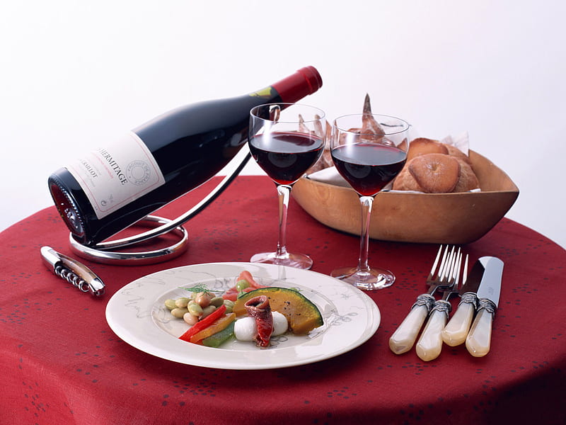 Nice Dining, red, table, rolls, food, bottle, cloth, wine, cutlery, glasses, knives, forks, plate, vegetables, bowl, HD wallpaper