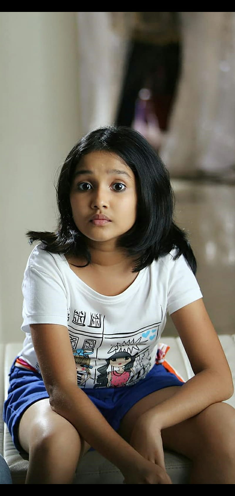 Anikha Surendran, anikha, child actress, malayalam, HD phone wallpaper