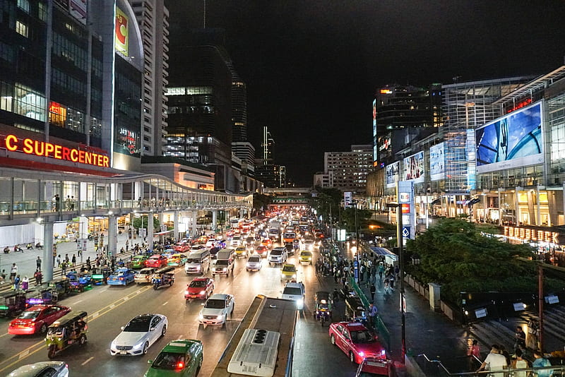 Busy streets of Bangkok, Buildings, Traffic, Big, carros, Shops, Lights, Bangkok, Night, HD wallpaper