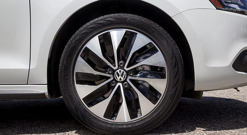 2013 Volkswagen Jetta Hybrid - Wheel , car, HD wallpaper