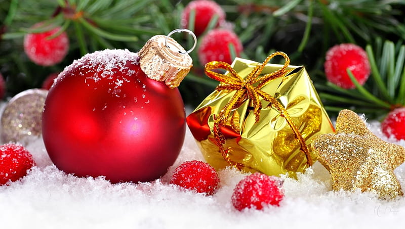 Decorations in the Snow, Christmas, Feliz Navidad, ribbons, tree, gold, balls, decorations, presents, gifts, HD wallpaper
