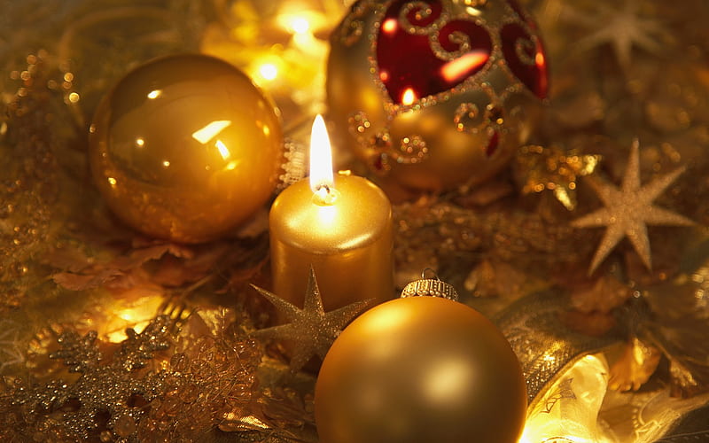 Golden candles and Christmas balls, HD wallpaper
