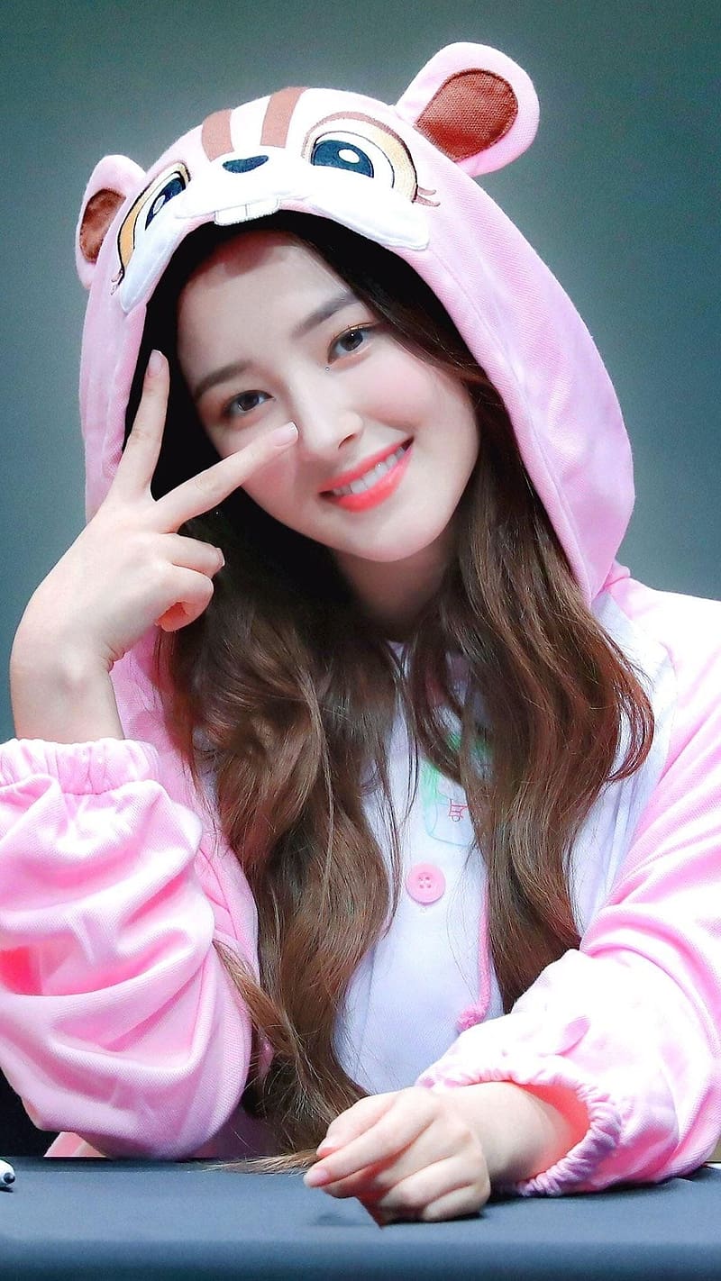 Korean Girl , Nancy In Pink Hoodie, nancy momoland, korean singer, HD phone wallpaper