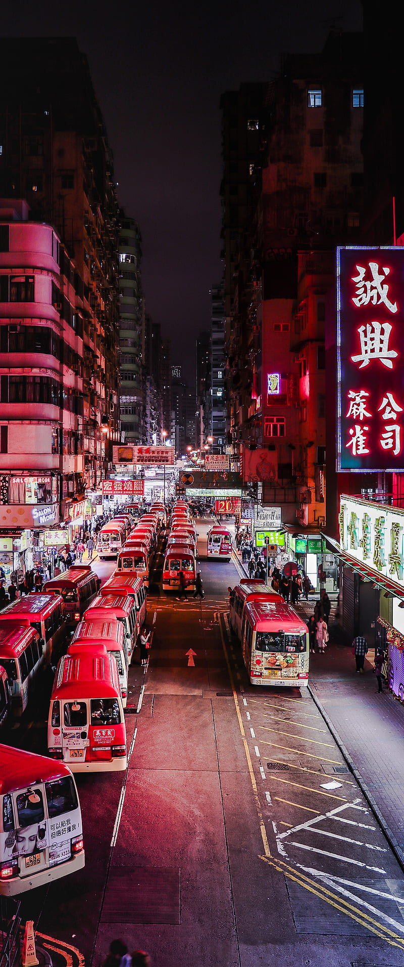 cityscape, buses, Hong Kong, night, busy street, red background, HD phone wallpaper