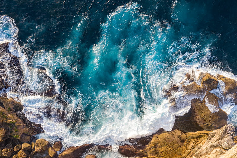 water waves hitting brown rocks, HD wallpaper