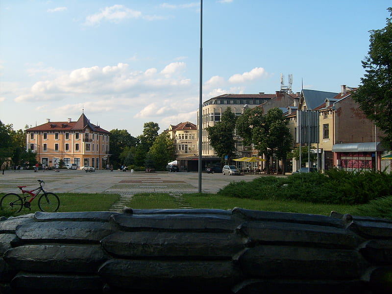 Town View, architecture, pretty, grass, buildings, houses, town, trees, sky, clouds, graphy, nice, green, nature, bulgaria, HD wallpaper