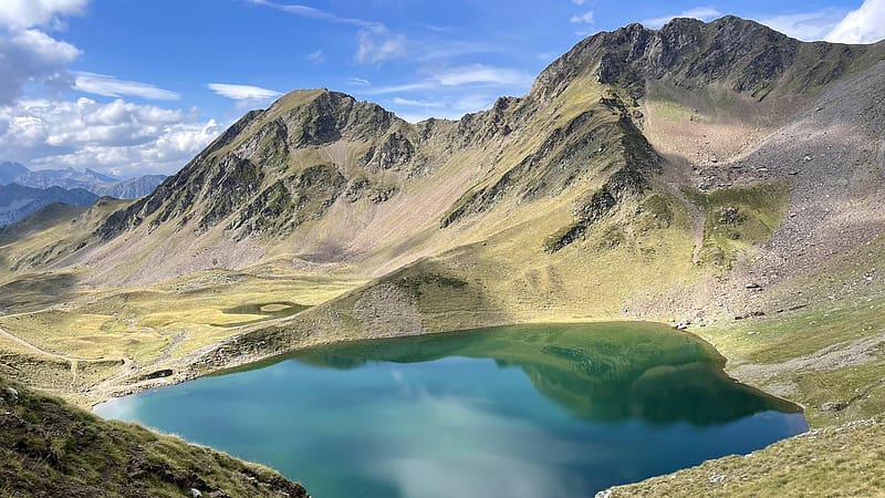 A mountain lake near Col du Tourmalet in the Pyrenees, sky, rocks, clouds, water, landscape, mountains, HD wallpaper