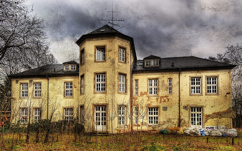 Bleak House - The Ghosty Abandoned Building, HD wallpaper