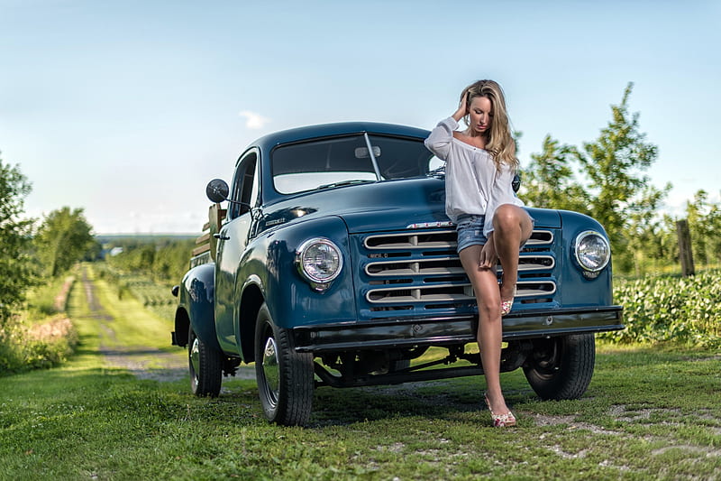 Cowgirl with her Studebaker Pickup, truck, model, cowgirl, shorts, HD wallpaper