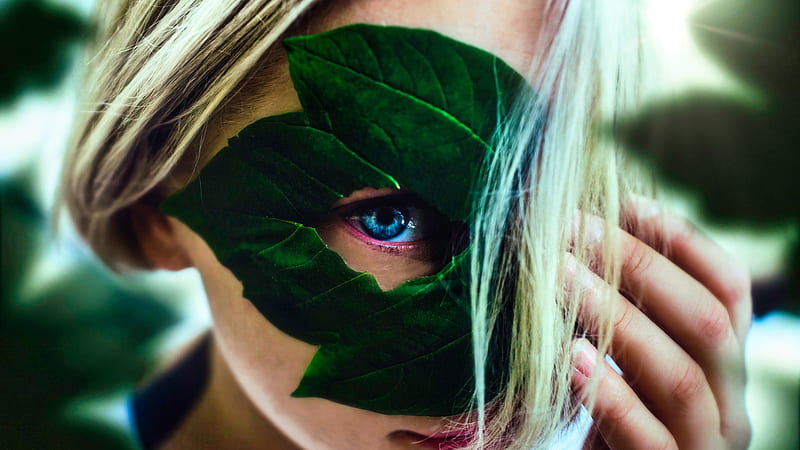 White Hair Blue Eyes Girl Model Is Covering One Eye With Leaf Girls, HD wallpaper