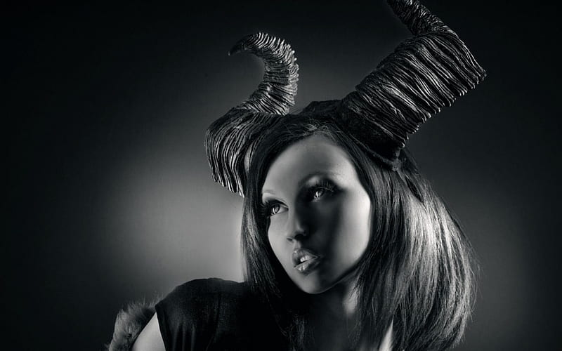 Maleficent, joachim bergauer, model, dark places, black, woman, horns, girl, bw, white, HD wallpaper