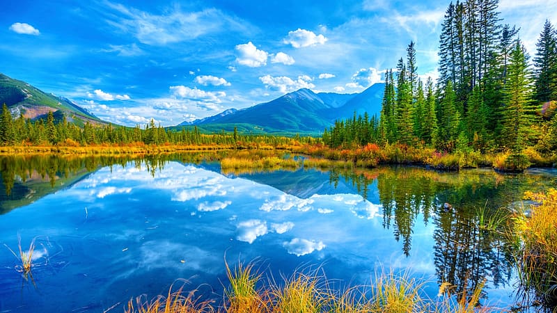 Lake Minnewanka, Banff NP, Alberta, clouds, reflections, trees, canada, water, landscape, mountains, sky, HD wallpaper