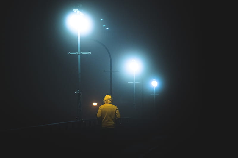 man, lanterns, fog, night, dark, HD wallpaper