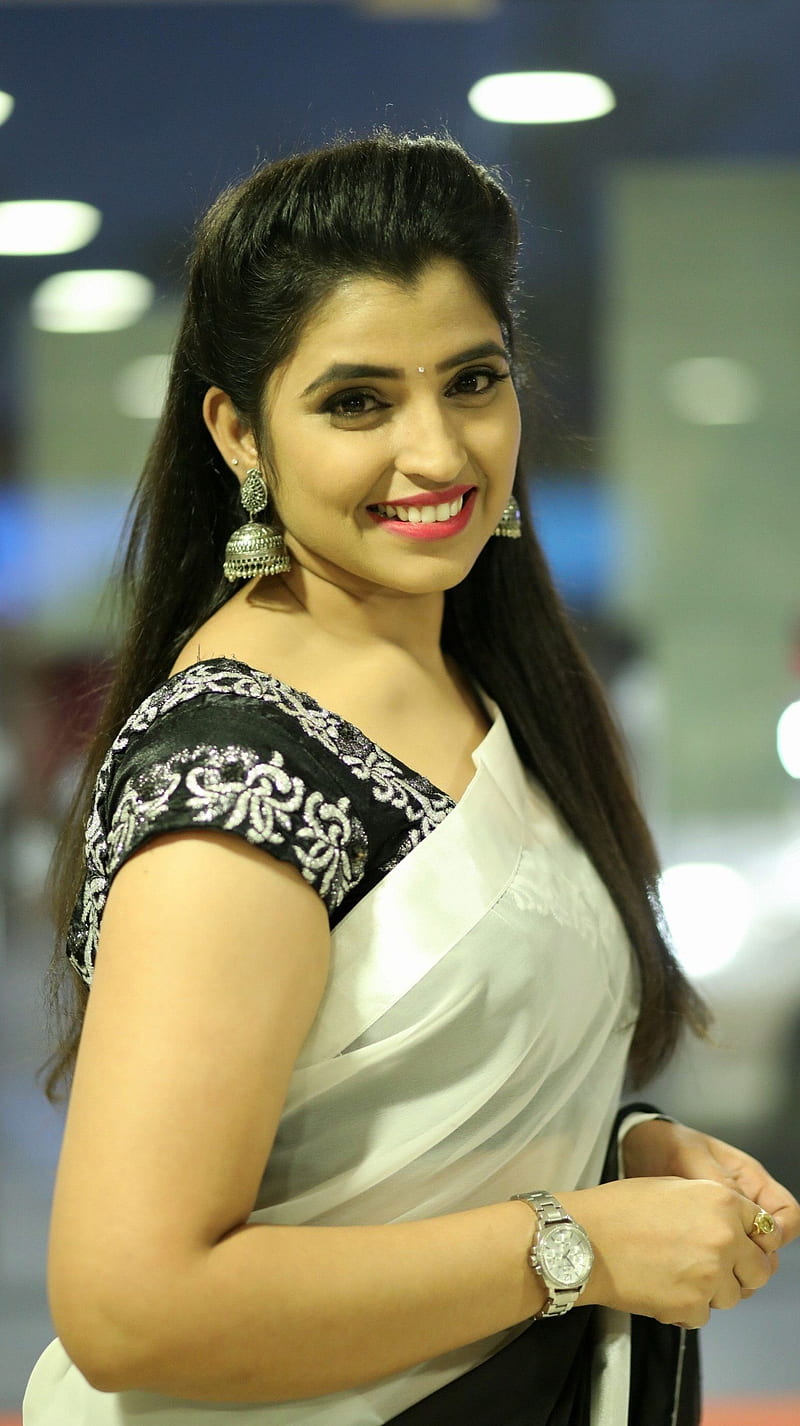 Syamala, telugu actress, saree lover, anchor, HD phone wallpaper | Peakpx