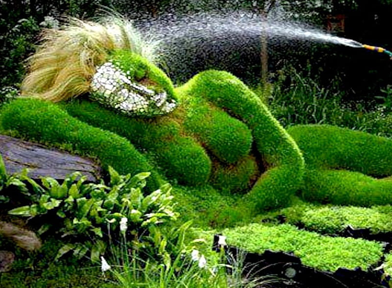 Green Godess, art, green, plant, garden, spray, woman, HD wallpaper