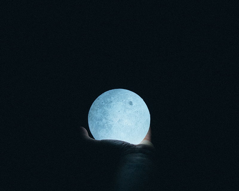 Close Up Of Person Holding Moon Lamp, lamp, graphy, moon, HD wallpaper