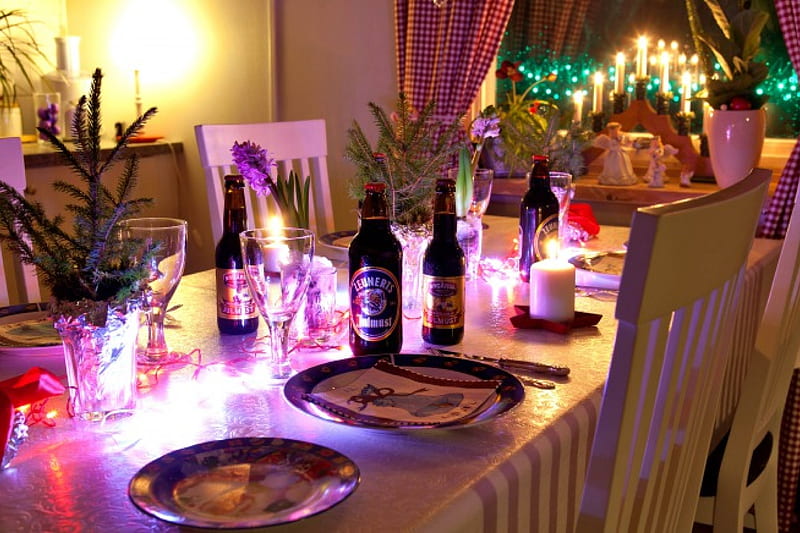 Christmas Table, table, christmas, chairs, plates, colors, trees, bottles, lights, HD wallpaper