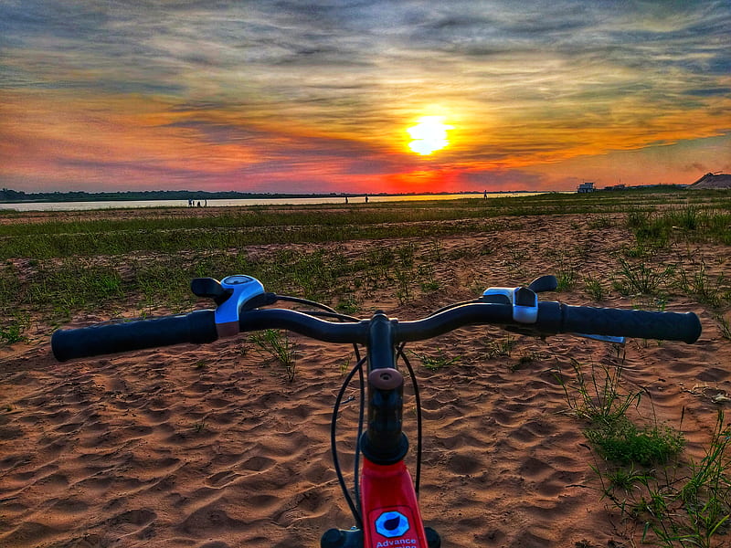 Atardecer , bike, paraguay, sunset, HD wallpaper
