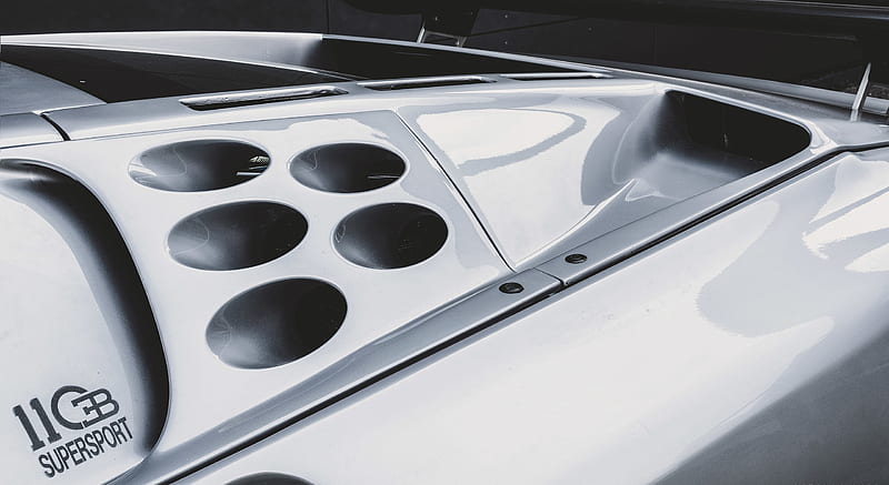 2020 Bugatti Centodieci - Side Vent , car, HD wallpaper
