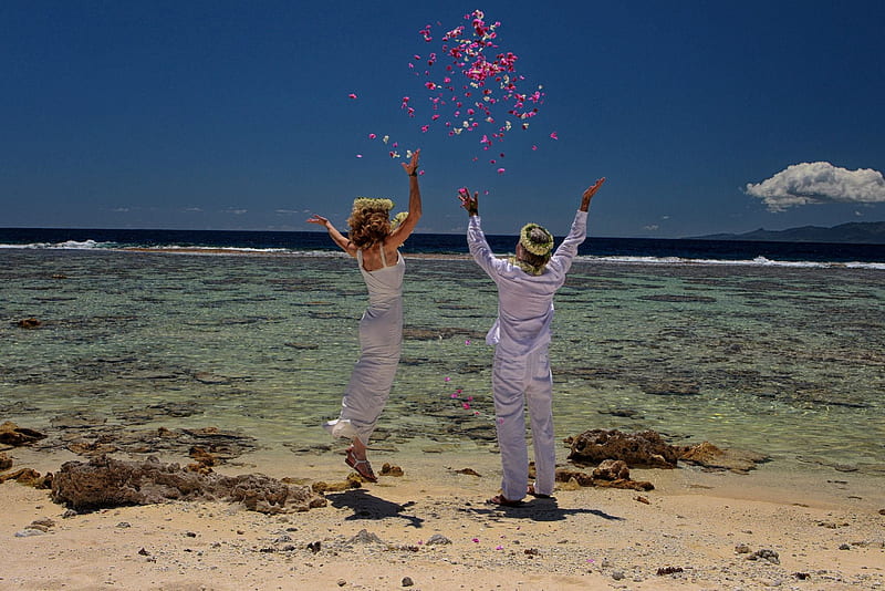 Dream Wedding!!!!!!!!, polynesia, married, reef, sea, beach, lagoon, bora bora, sand, flowers, couple, blue, exotic, islands, romantic, romance, ocean, coral, happy, paradise, island, tahiti, tropical, HD wallpaper